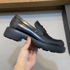 Prada Business Shoes